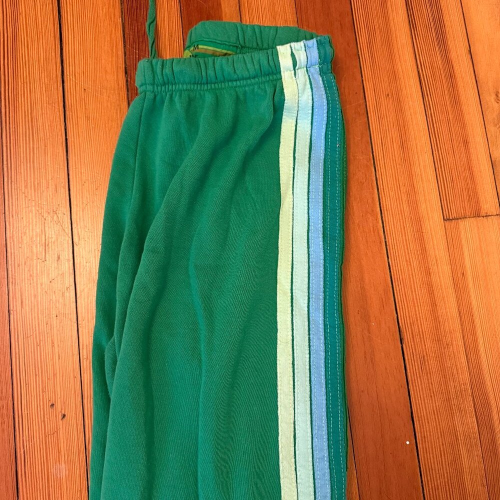 5 STRIPE SWEATPANTS - GREEN // GREEN/BLUE RAINBOW